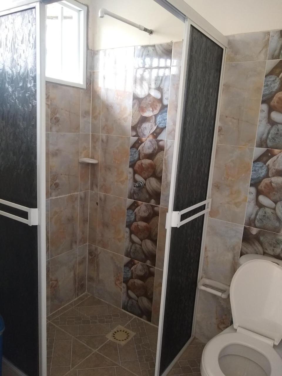 La Union  Hotel Maxim מראה חיצוני תמונה